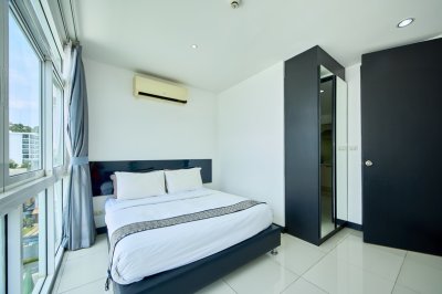 South Beach Chic Condo