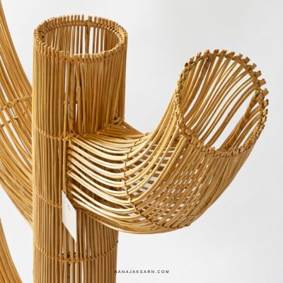 โคมไฟตั้งพื้นรุ่น ซาฮาร่า