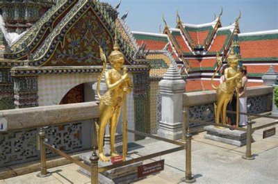 Palazzo Reale & I Templi famosi di Bangkok(Wat Pho – Wat Traimit)