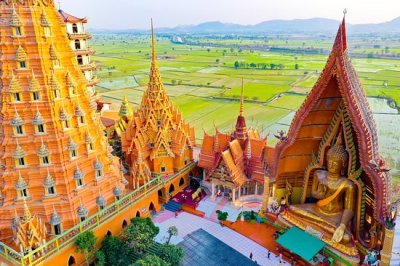 Tour alla ferrovia della morte di Kanchanaburi e al parco rifugio degli elefanti