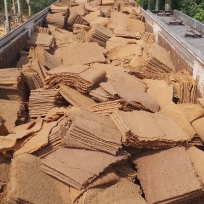 ขนส่งยางสกิมเครพ