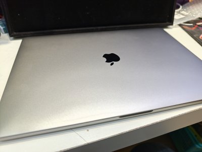 Macbook Pro 15 2017 Intel Core i7 แบบ Quad-core ความเร็ว 2.9GHz RAM 16GB สภาพมือ1