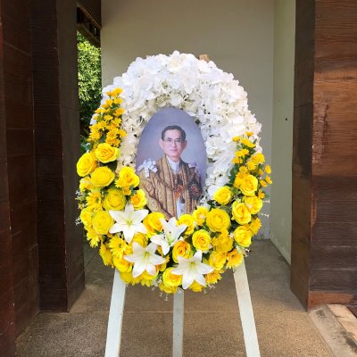 พวงมาลา พวงมาลาไทยประดิษฐ์