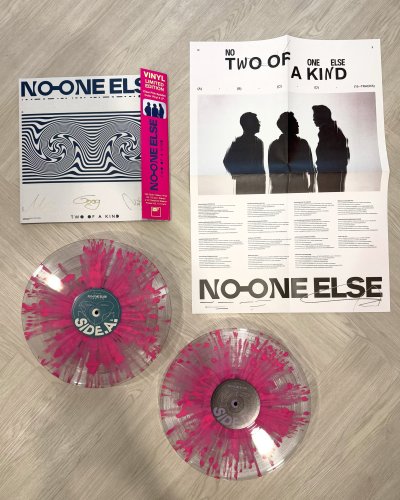 No One Else : Two of a kind *พร้อมลายเซ็น*