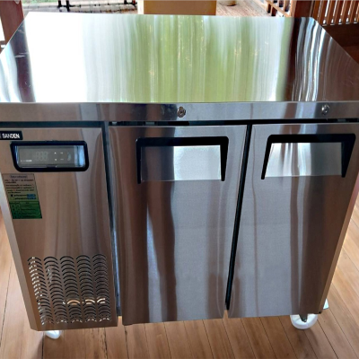 ตู้แช่เคาร์เตอร์สแตนเลส Sanden รุ่น SCR3-1206-AI ความจุ 8.3Q / 235 ลิตร (ขนาด 120x60 ซม.)