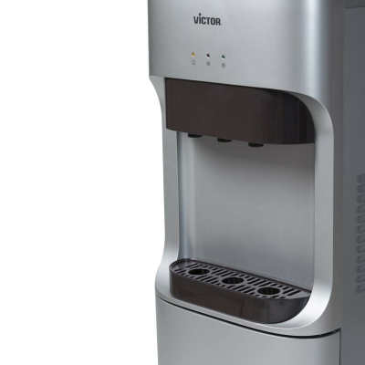 ตู้กดน้ำ เครื่องทำน้ำร้อน น้ำเย็น 3 ก๊อก Victor รุ่น VT-2335R พร้อมตู้เย็นด้านล่าง แถมขวด ขาตั้ง