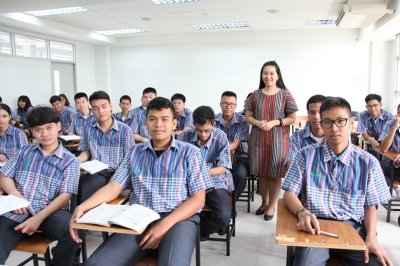 วิทยาลัยเทคโนโลยีปัญญาภิวัฒน์ (PTC) ร่วมรณรงค์สวมใส่เสื้อผ้าไทย