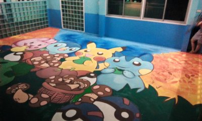 Acrylic & Cusion 