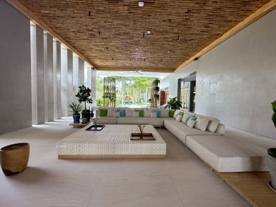 Le Méridien Phuket Mai Khao Beach Resort