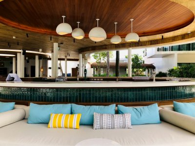 Le Méridien Phuket Mai Khao Beach Resort