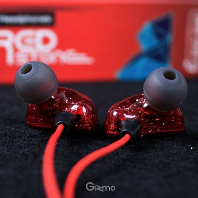 Gizmo หูฟังสมอลทอร์ค หูฟัง หูฟังมีสาย รุ่น Blue Stone in-ear headphones GS-004