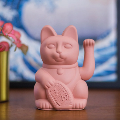 Gizmo Lucky Cat The Classic Collection แมวกวักสี Pink สัญลักษณ์แห่งความโรแมนติกและเสน่ห์ที่น่าเอ็นดู