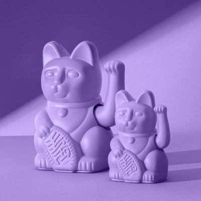 Gizmo Lucky Cat The Classic Collection แมวกวักสี Lilac สัญลักษณ์แห่งการมองโลกในแง่ดีและการเรียนรู้