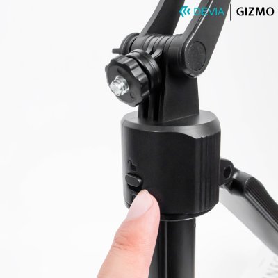 Devia ไม้เซลฟี่อัจฉริยะระบบติดตาม AI Face Tracking Selfie-Stick+Streaming Stand Black