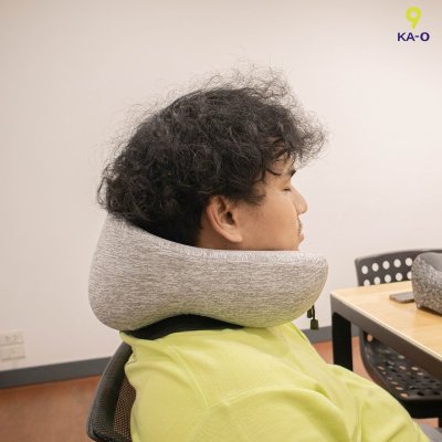 KA-O หมอนรองคอ Travel U-Shape Foam Neck Pillow