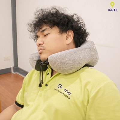 KA-O หมอนรองคอ Travel U-Shape Foam Neck Pillow