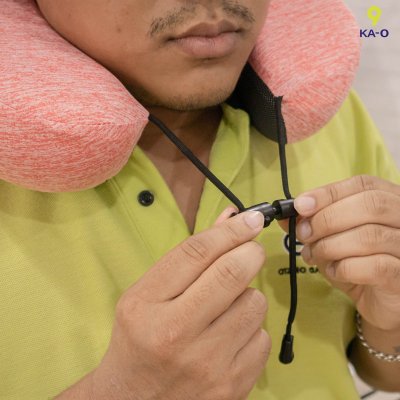 KA-O หมอนรองคอ Travel U-Shape Foam Neck Pillow