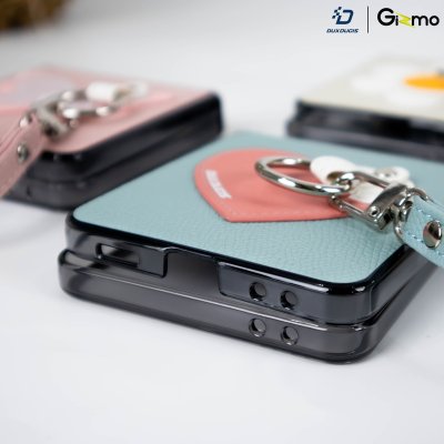 DuxDucis Luvy เคสหนัง Z Flip7 ลาย 3D พร้อมสายคล้องมือ