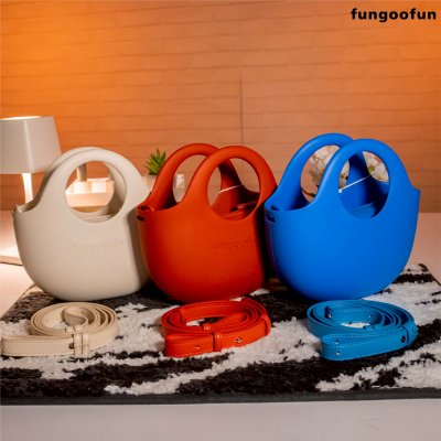 Fungoofun Purchase Package Medium+Inner Container กระเป๋าสะพาย 2-in-1 วัสดุ EVA กันน้ำ รุ่น F550M