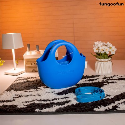 Fungoofun Purchase Package Medium+Inner Container กระเป๋าสะพาย 2-in-1 วัสดุ EVA กันน้ำ รุ่น F550M