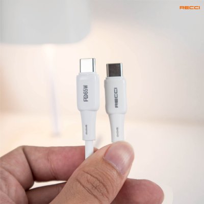 Recci PD 45W GaN Fast Charger Set รุ่น RC132CC ชุดหัวชาร์จเร็วพร้อมสาย Type-C to Type-C สีขาว
