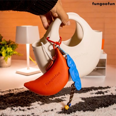 Fungoofun Banana Bag Charm F553 Mini พวงกุญแจกระเป๋าจิ๋วดีไซน์ทรงกล้วยสุดชิค