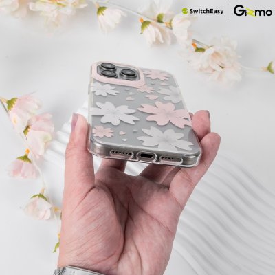 SwitchEasy เคสใสสกีนลาย Artist Double In-Mold Decoration iPhone 15 Case