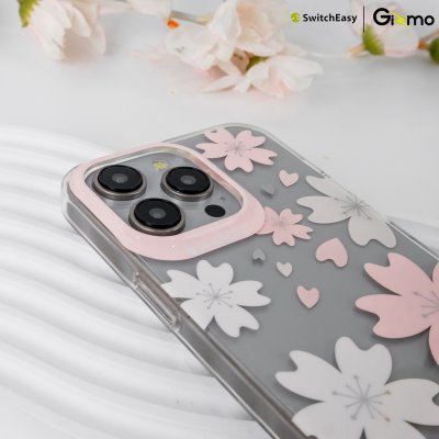 SwitchEasy เคสใสสกีนลาย Artist Double In-Mold Decoration iPhone 15 Case