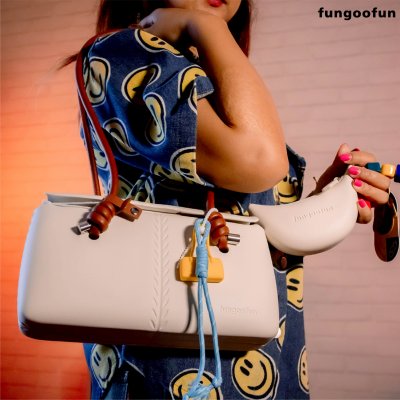 Fungoofun Inner Pocket Shopping Banana Charm F553 Mini พวงกุญแจกระเป๋าชอปปิงพับได้ ทรงกล้วยสุดชิค