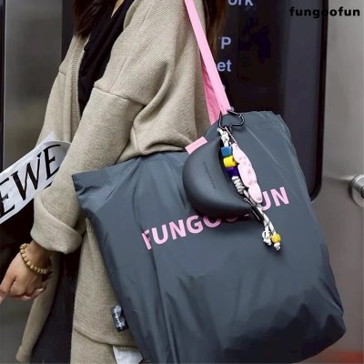 Fungoofun Inner Pocket Shopping Banana Charm F553 Mini พวงกุญแจกระเป๋าชอปปิงพับได้ ทรงกล้วยสุดชิค