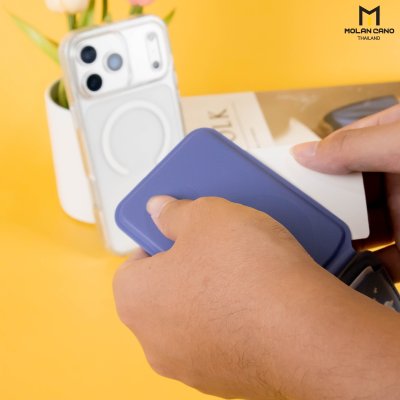 Molan Cano Card Pocket Flip Stand ที่ใส่บัตรแม่เหล็ก MagSafe ลาย iCarer Family