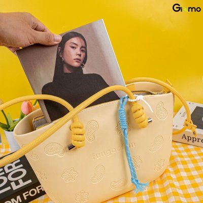 Fungoofun Cashew Nut Tote Bag กระเป๋าสะพายไหล่ พร้อมกระเป๋าด้านในแบบถอดได้ รุ่น F544