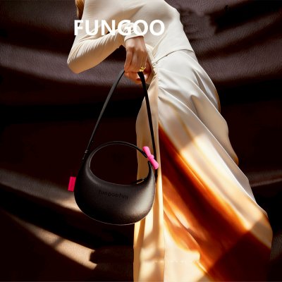 Fungoofun Donut Bag กระเป๋าถือผู้หญิงดีไซน์ทรงโดนัท Ring Bag รุ่น F557