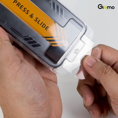 Gizmo Easy Installation Kit Film HD Clear ฟิล์มกระจกใสติดตั้งเอง iPhone17