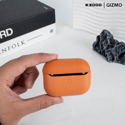 KZDOO LuxCraft เคสหนังพรีเมียม สำหรับ AirPods Pro 3 (Luxury Leather Case)
