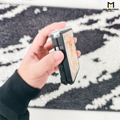 Molan Cano Metal Black Mag Printing เคสหรับ Samsung Galaxy Z Flip 8