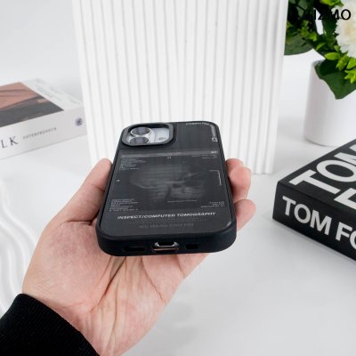 GIZMO WWPC Metal Black Case with MagSafe Computed Tomography เคสมือถือลายสแกนกะโหลก Metal iPhone 17