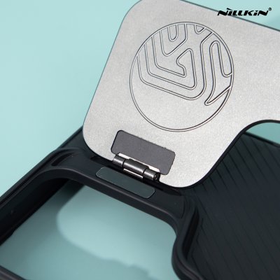 Nillkin Camshield Prop เคสกันกระทก ซิลิโคน มีที่ปิดเลนส์ ขาตั้ง รุ่น S24 Ultra ดำ/น้ำเงิน