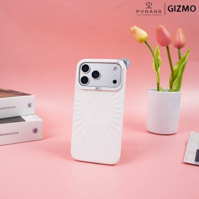 PYNANA Starlight Series with MagSafe เคสเพชรหรู iPhone 17 series