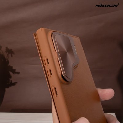 Nillkin Qin Prop Leather เคสหนัง ฝาพับ มีที่ปิดเลนส์ ขาตั้ง เก็บบัตรได้เยอะ รุ่น S24 Ultra ดำ/น้ำตาล