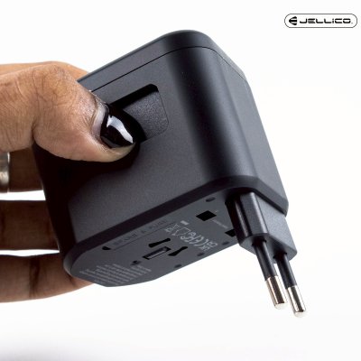 JELLICO หัวแปลงปลั๊กไฟ 100V-240V travel charger PD+QC 20W รุ่น S2