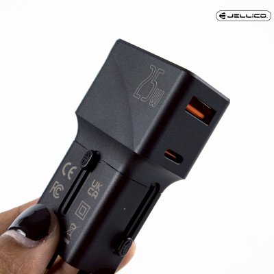 JELLICO หัวแปลงปลั๊กไฟ Universal Adapter Mini Pocket Charger 25W รุ่น S6