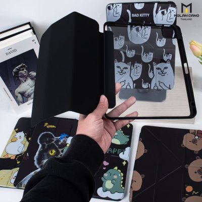Molan Cano เคสไอแพด iPad Multi stand หลังใส ฝาพับ สกีนลาย มีช่องเก็บปากกา