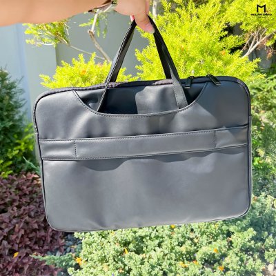 Gizmo x iCarer Family Shoulder Bag กระเป๋าโน้ตบุ๊ก 13/14 นิ้ว ลายลิขสิทธิ์แท้