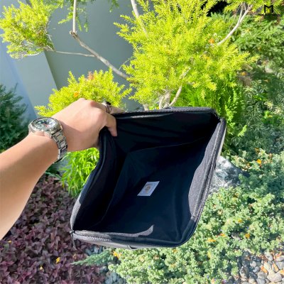 Gizmo x iCarer Family Shoulder Bag กระเป๋าโน้ตบุ๊ก 13/14 นิ้ว ลายลิขสิทธิ์แท้