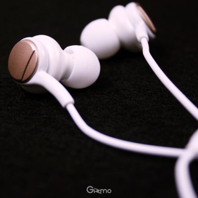 Gizmo หูฟังสมอลทอล์ค คุยโทรศัพท์ได้ รุ่น GS-002