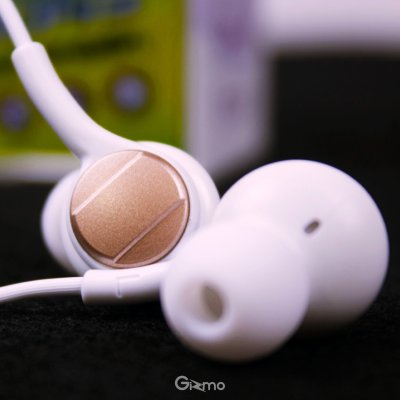 Gizmo หูฟังสมอลทอล์ค คุยโทรศัพท์ได้ รุ่น GS-002