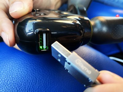 Gizmo Adapter Car Charger 3in1 ที่ชาร์จในรถยนต์ ชาร์จในรถ ที่จุดบุุหรี่3ช่อง ที่ชาร์จเสียบที่จุดบุหรี่ รุ่น GG-007