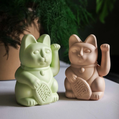 Gizmo Lucky Cat Classic Collection แมวกวักสี Ocher สัญลักษณ์แห่งความภักดีและบารมีบริวาร