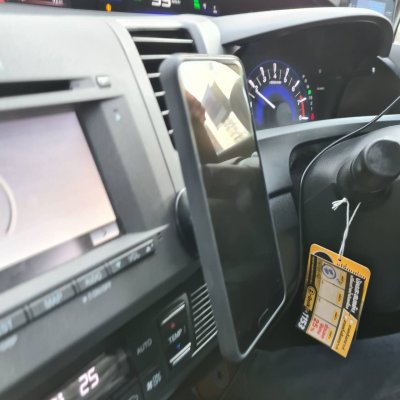 Gizmo ที่ตั้งมือถือ ที่วางโทรศัพท์ในรถ ที่ยึดมือถือ แผ่นแม่เหล็ก Car Holder รุ่น GH-020 สีดำ ประกัน 6 เดือน